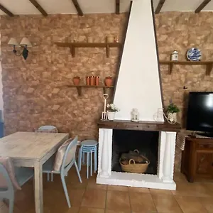 https://la-casona-del-molino-en-el-bosque.es-andalucia.com