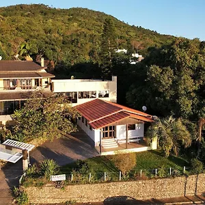 https://casa-praia-da-lagoinha-bombinhas.santa-catarina-brasil.com