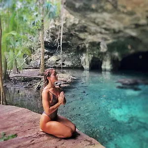 https://portal-xibalba.quintano-roohotels.com